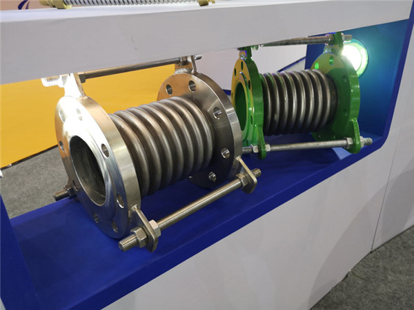 【2019】淞江集團參展上海國際泵管閥展會“專業制造橡膠軟接頭”