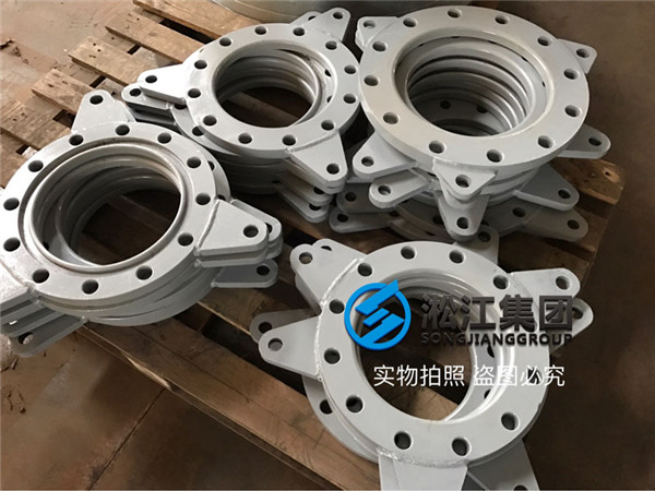 ?為高壓供水機組生產一批限位異徑橡膠軟接頭