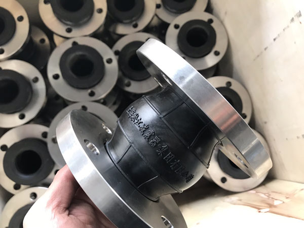 【造假】東莞某項目發現假冒偽劣上海淞江集團橡膠接頭產品 【造假】東莞某項目發現假冒偽劣上海淞江集團橡膠接頭產品